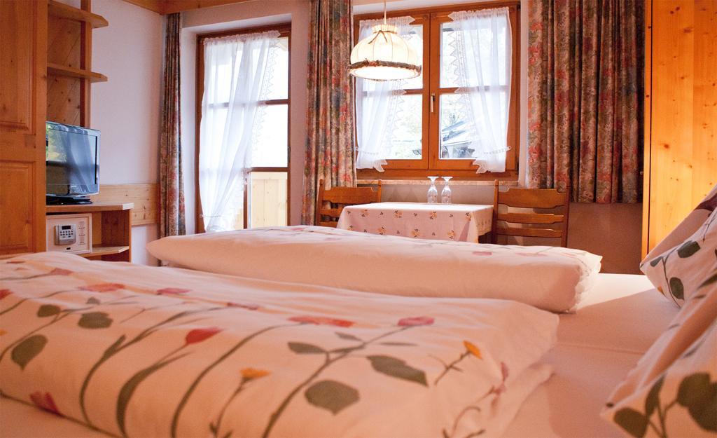 Hotel-Gasthof "Zur Muehle" Kaprun Chambre photo